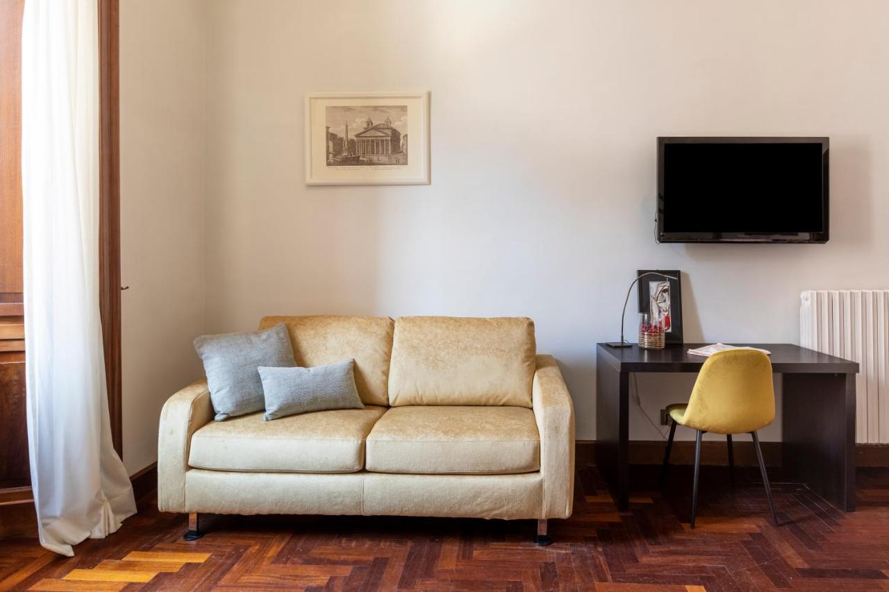 Deza Casa Vacanze Nazionale Joy Rome Bagian luar foto
